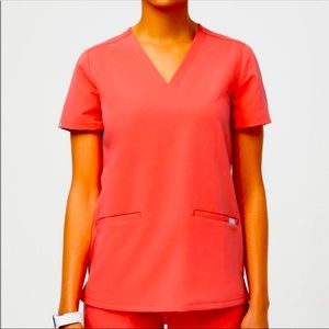 Figs Women's Hot Coral Casma™ - Three-Pocket Scrub Top - M / Hot Coral